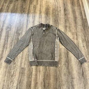 BKE quarter zip two-toned gray sweater.